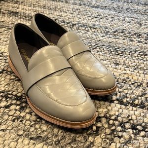 Gray Cole Haan Loafers | size 8.5 | like-new condition